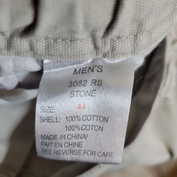 Woolrich Khaki Cargo Shorts (Size 44) - Picture 4 of 6